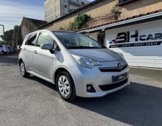Toyota VersoS Dax