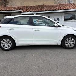 Hyundai i20 1.2 75 INITIA occasion - Dax - photo 3/21