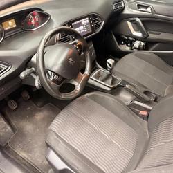 Peugeot 308 II Phase 1 GENERATION-II 1.2 PURETECH 130 ALLURE START-STOP Terssac