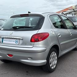 Peugeot 206 1.4 i 75 ch Xbox 360 Edition occasion - Moult-Chicheboville - photo 3/19