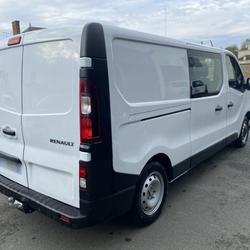 Renault Trafic CA GCF L1H1 3T Blue dCi 130 - 6 places + attelage occasion - Chantonnay - photo 2/17