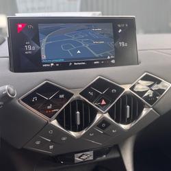 DS DS3 Crossback DS 3 Crossback BlueHDi 130 S&S EAT8 Business Ch&acirc;teaubernard