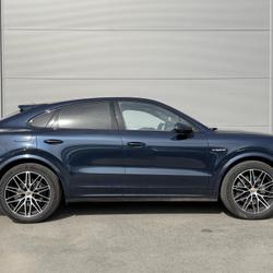 Porsche Cayenne 9YA 3.0 E-HYBRID 470 CH BVA TOIT PANO ATTELAGE / 1RE MAIN FRANCAISE REVISION A JOUR Pornichet