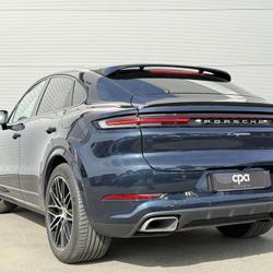 Porsche Cayenne 9YA 3.0 E-HYBRID 470 CH BVA TOIT PANO ATTELAGE / 1RE MAIN FRANCAISE REVISION A JOUR Pornichet