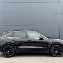 Porsche Cayenne 3.0 D V6 262 CH TOIT PANORAMIQUE SUSPENSION PNEUMATIQUE ATTELAGE / SUIVI COMPLET Pornichet