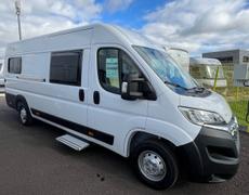 Fourgon Road car Lèves