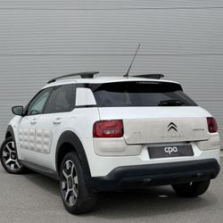 Citroen C4 Cactus 1.6 HDI 92 CH BVA / HISTORIQUE COMPLET REVISION A JOUR 01-26 Pornichet