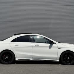 Mercedes CLA 220D 2.2 177 CH PACK AMG 7G-TRONIC / 220 D REVISION A JOUR Pornichet