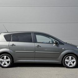 Toyota Corolla D4-D 2.2 136 CH LINEA SOL BVM6 ATTELAGE / 2ND MAIN 7 PLACES Pornichet