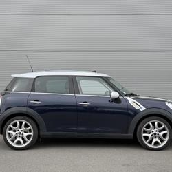 Mini Countryman 2.0 112 CH BVA6 PACK RED HOT CHILI / SUIVI COMPLET TOIT OUVRANT H&KARDON Pornichet