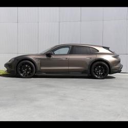 Porsche Taycan 435ch 4 avec batterie performance plus La Rochelle