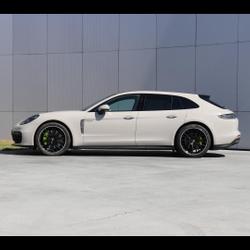 Porsche Panamera 3.0 V6 462ch 4 E-Hybrid Platinum Edition La Rochelle