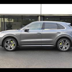 Porsche Cayenne 3.0 V6 462ch E-Hybrid La Rochelle