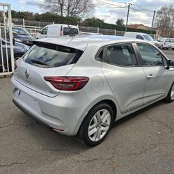 Renault Clio 5 1,6Etech140cv Business Marlhes