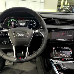 Audi Q8 Q8 e-tron 55 408 ch 114 kWh Quattro S line Saint-Ouen-sur-Seine