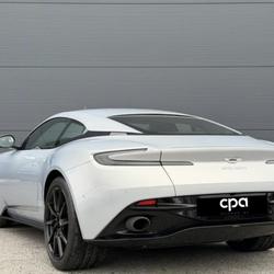 Aston Martin DB11 COUPE 4.0 V8 510 CH BVA / LIGHTNING SILVER REVISION POUR LA VENTE Pornichet