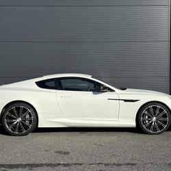 Aston Martin DB9 V12 6.0 517 ch / Carbon White Edition Carnet Complet Pornichet