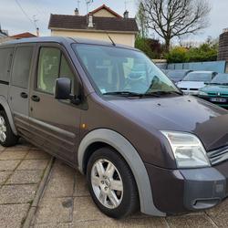 Ford Tourneo Connect 1.8 TDCi 90 Tourneo Connect 210C Aulnay-sous-Bois