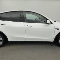 Tesla Model Y MODEL Y Standard RWD Fontenay-le-Vicomte