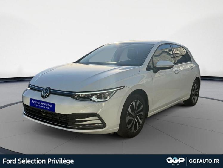 Volkswagen Golf 8  - 20 990 €