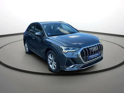 Audi Q3 - 35 TFSI 150ch S line S tronic 7 - 32 799 €