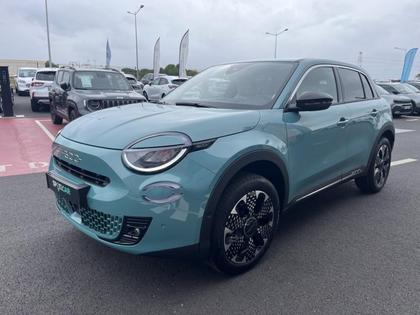 Fiat 600e - 1.2 Hybrid Turbo 110ch La Prima DCT6 Step 2 - 26 999 €