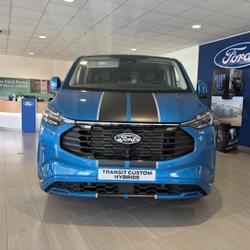 Ford Transit Custom 320 L1H1 2.5 Duratec 232ch Hybride recheargeable Cabine Approfondie Sport CVT occasion - Saint-Doulchard - photo 2/22