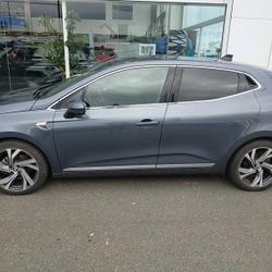 Renault Clio 5 1.6 E-Tech hybride 145ch RS Line Saint-Jouan-des-Gu&eacute;rets