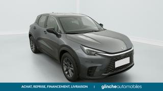 Lexus LBX  - photo 0