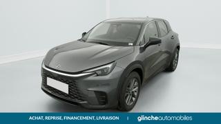 Lexus LBX  - photo 2