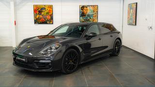 Porsche Panamera  - photo 0