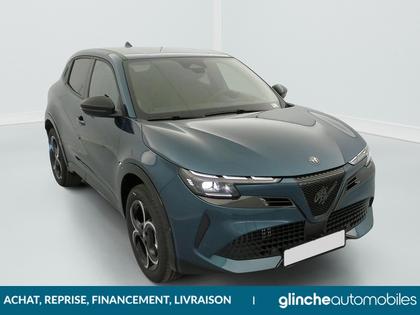 Alfa Romeo Junior - 1.2 Ibrida 145 ch e-DCT6 Ti - 31 900 €