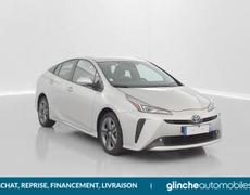 Toyota Prius V Écommoy