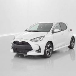 Toyota Yaris IV Hybride 116ch Design e-CVT H&eacute;nin-Beaumont
