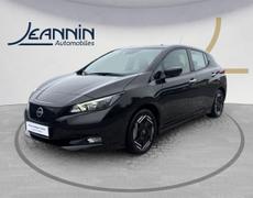 Nissan Leaf Vert-Saint-Denis