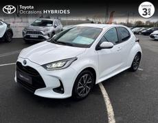 Toyota Yaris - 116h Design 5p MY22 - 18 990 €