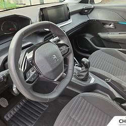 Peugeot 208 208 PureTech 75 S&S BVM5 Style Besan&ccedil;on