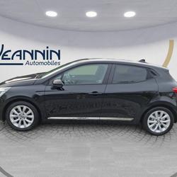 Renault Clio 5 Clio E-Tech full hybrid 145 Evolution Vert-Saint-Denis