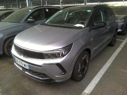Opel Grandland - 1.6 Turbo 300 Hybride GSe 4x4 + OPTIONS - 27 900 €
