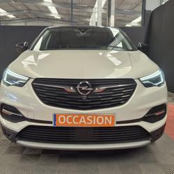 Opel Grandland 1.6 HYBRID4 300 ELEGANCE BUSINESAUTO 4x4 Servon
