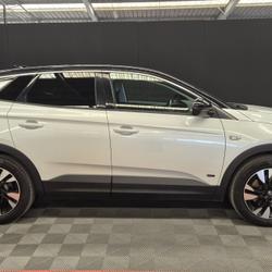 Opel Grandland 1.6 HYBRID4 300 ELEGANCE BUSINESAUTO 4x4 Servon