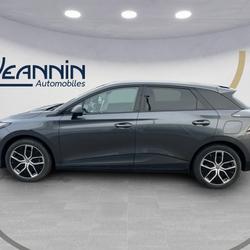 MG MG4 MG4 Electric 64kWh - 150 kW 2WD Luxury Auxerre