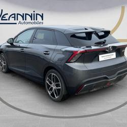 MG MG4 MG4 Electric 64kWh - 150 kW 2WD Luxury Auxerre
