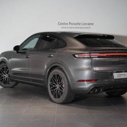 Porsche Cayenne Cayenne E-Hybrid 3.0 V6 470 ch Black Edition Lesm&eacute;nils