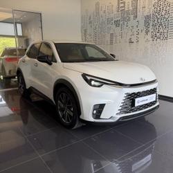 Lexus LBX 1.5 136ch Relax 2WD Cesson-S&eacute;vign&eacute;