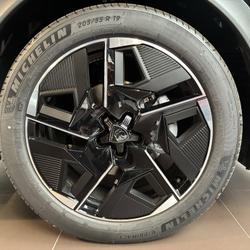 Peugeot 408 408 Hybrid 145 e-DCS6 GT Saint-&Eacute;tienne