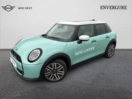 Mini Cooper - S 204ch Favoured DKG7 - 34 990 €