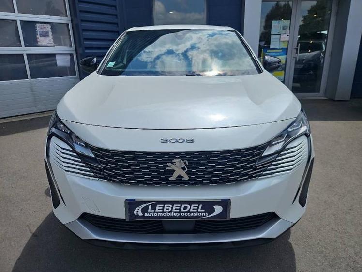 Peugeot 3008  - 16 990 €