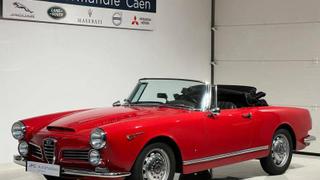 Alfa Romeo 2600  - photo 0