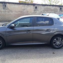 Peugeot 208 208 PureTech 100 S&S BVM6 Style V&eacute;nissieux